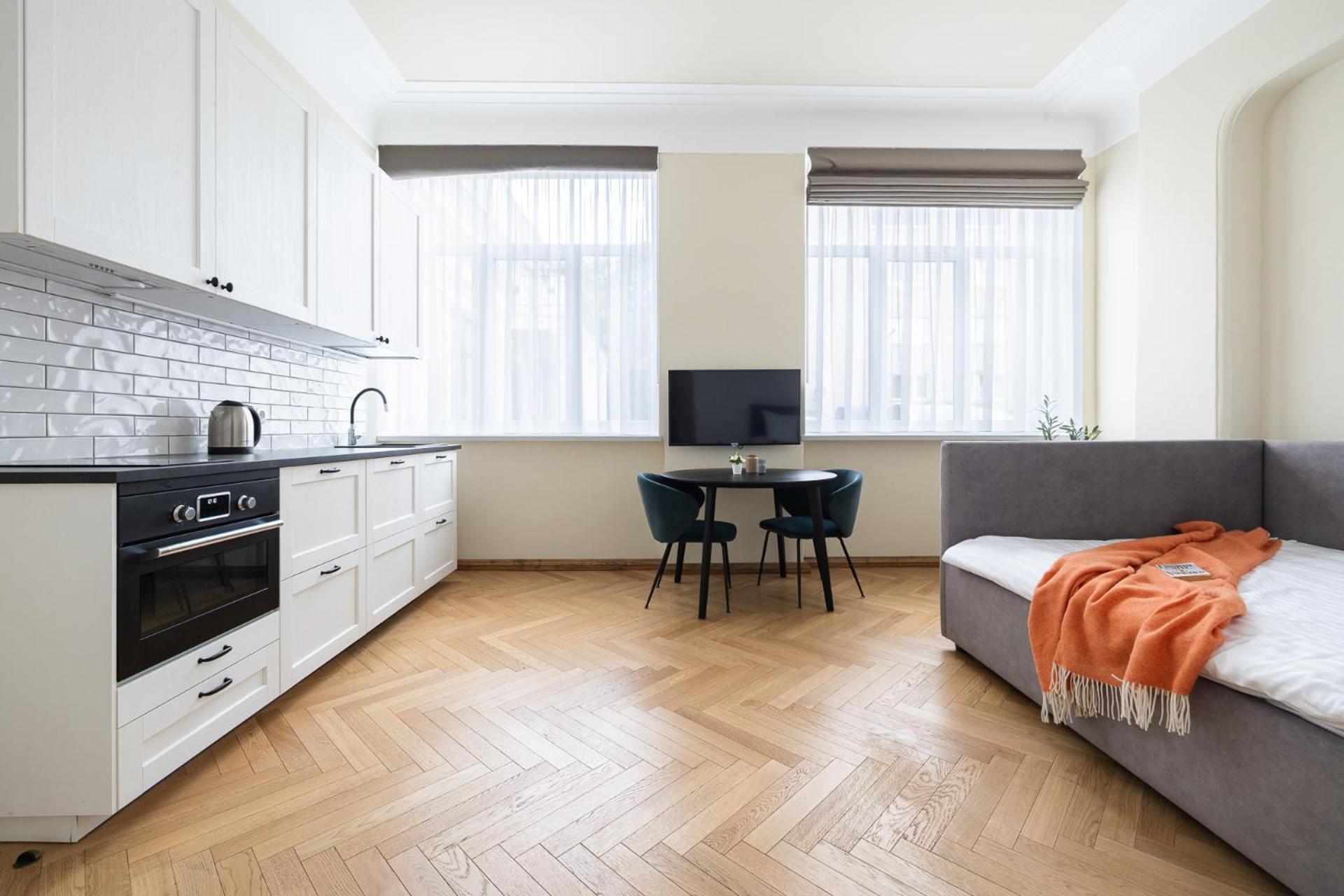 Diplomatica I High Ceilings I Parking I Easy Check-in I Cohost Apartament