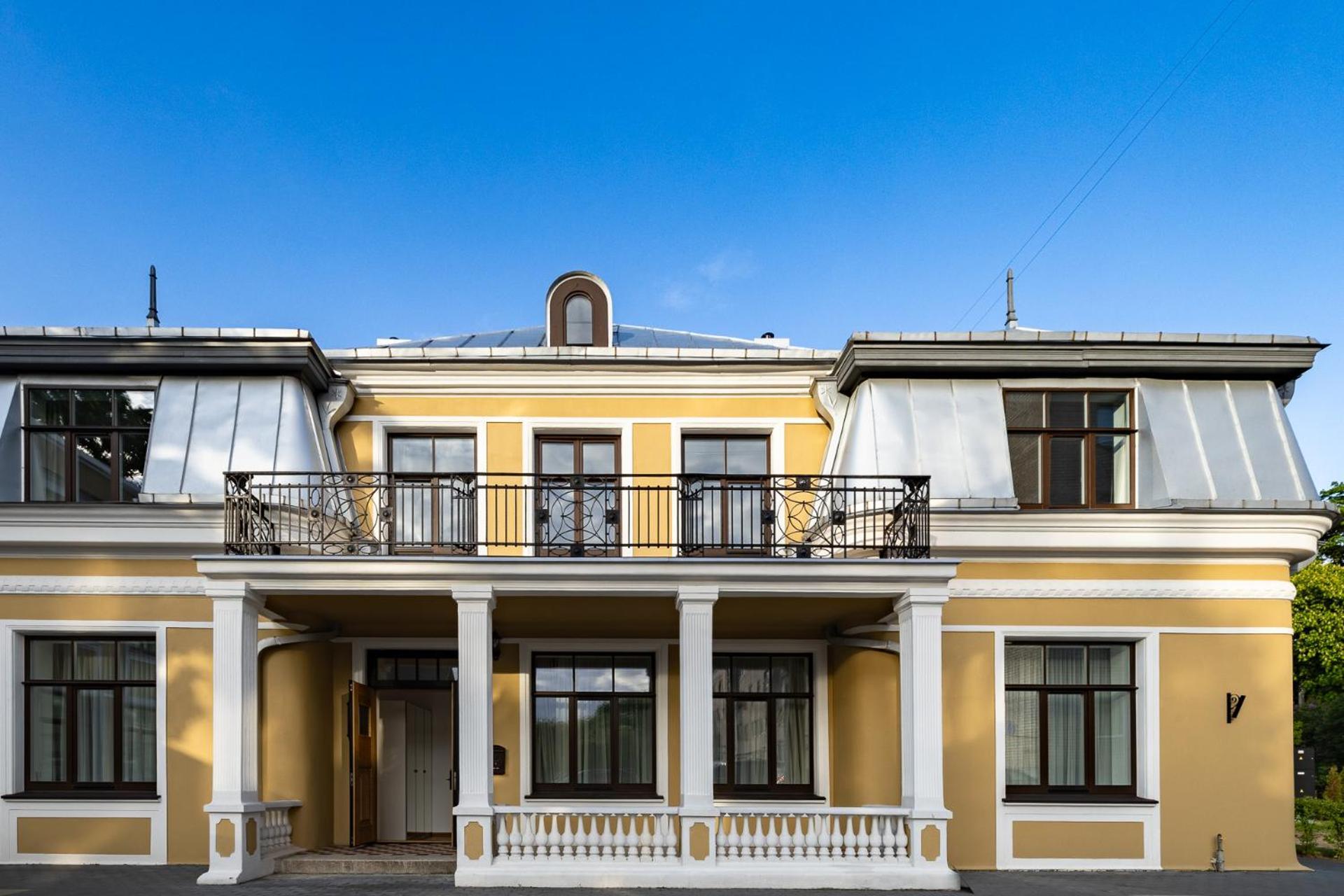 Diplomatica I High Ceilings I Parking I Easy Check-in I Cohost Apartament *